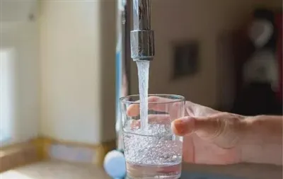 Comment fonctionne un filtre à charbon actif ?